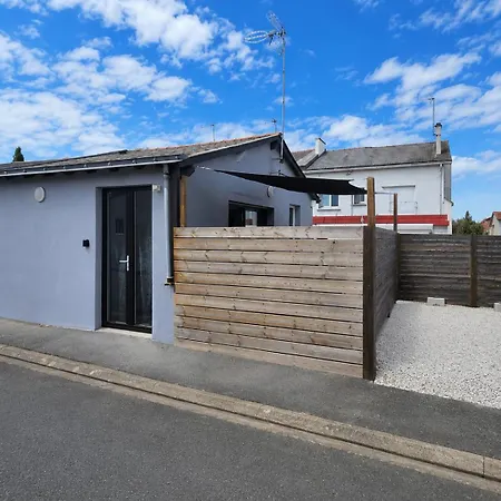 Le Studio, Proche Du Puy 3* Saint-Pierre-Montlimart